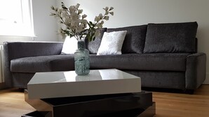 Deluxe Apartment | Living area - Central Boutiques (London)
