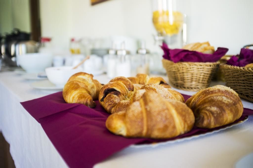 Tägliches inbegriffenes Frühstücksbuffet