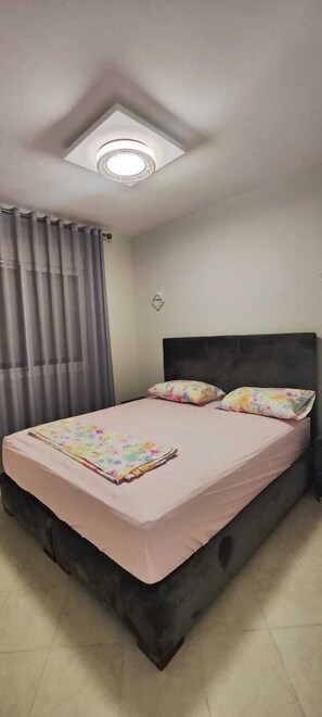 Muebles diferentes y wifi gratis 
