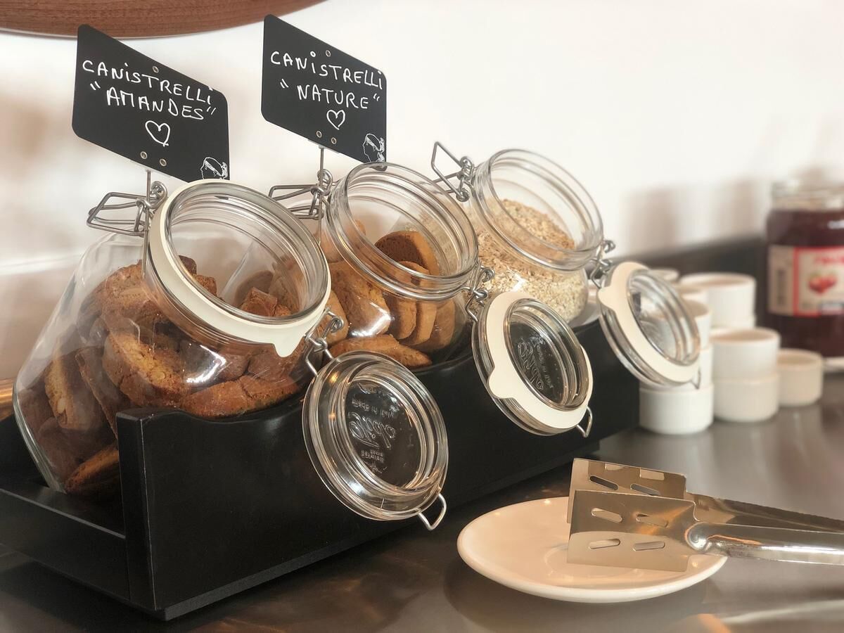 daily buffet breakfast (eur 11.90 per person)