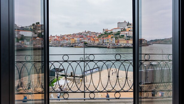 Exterior detail - Douro Story (Vila Nova de Gaia)
