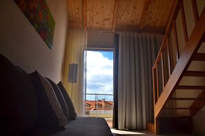 In-room safe, blackout drapes, free WiFi, bed sheets