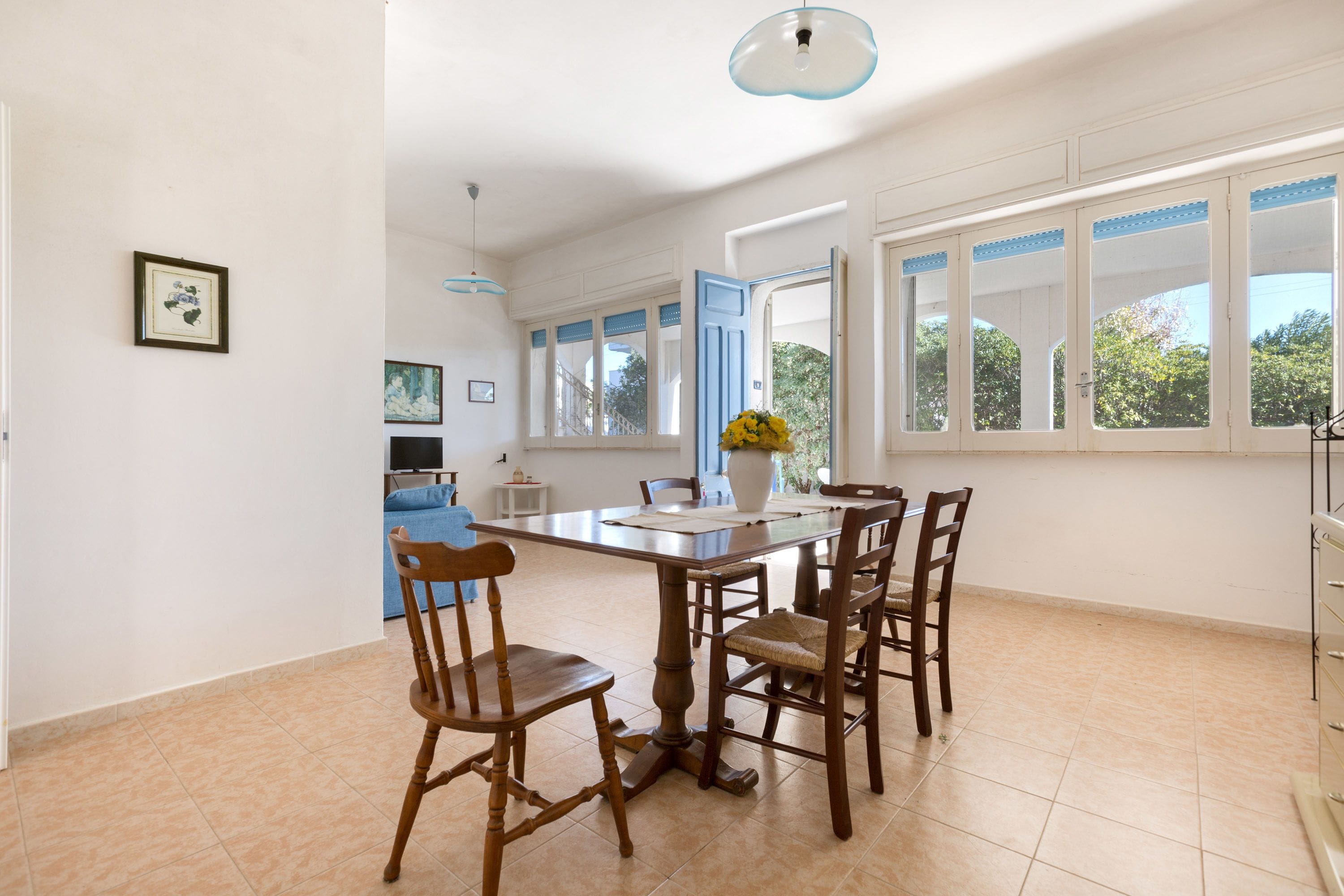 Standard House, 3 Bedrooms | Makan dalam bilik