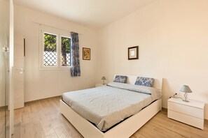 Comfort House, 2 Bedrooms | 2 bedrooms, iron/ironing board - 1473 Appartamento Eleda by Barbarhouse (Porto Cesareo)