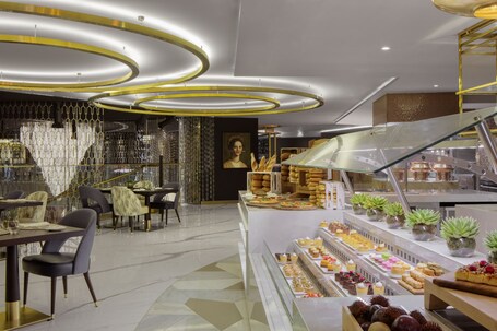 Paramount Hotel Dubai - Image 44