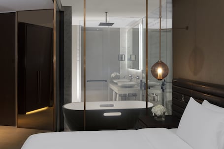 Paramount Hotel Dubai - Image 87