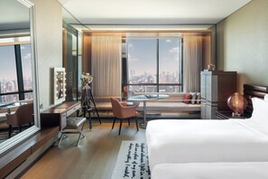 Scene Twin Room | Premium bedding, down duvets, memory-foam beds, minibar - Paramount Hotel Dubai (Dubai)