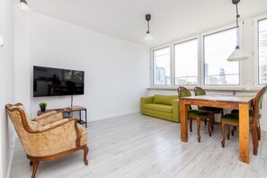 Superior Apartment | Living area - Jerozolimskie 2-Bedroom Apartment (Warsaw)