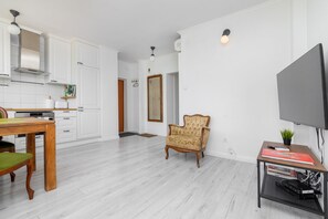 Superior Apartment - Jerozolimskie 2-Bedroom Apartment (Warsaw)