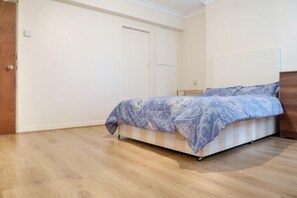 Habitación doble Deluxe | Wifi gratis y ropa de cama
