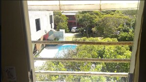 더블룸, 발코니, 수영장 전망 | 객실에서 보이는 전망