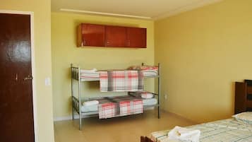Double Room | Rollaway beds, bed sheets