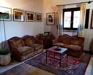 Khu tiếp khách ở sảnh