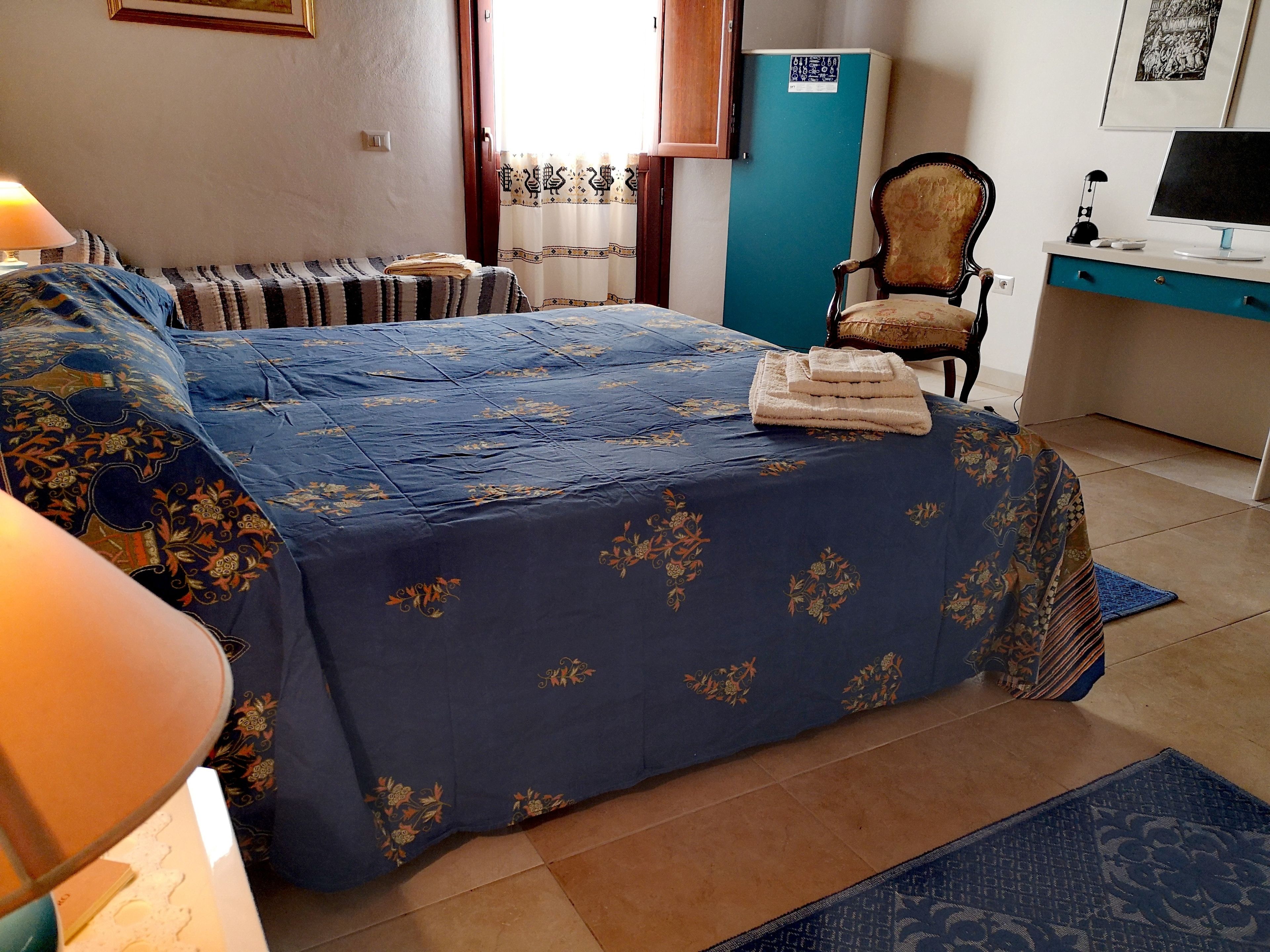 Phòng đôi, phòng tắm dùng chung (TRIPLA) | Trang trí khác biệt, trang bị nội thất với thiết kế riêng biệt 