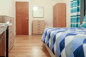 Habitación doble Deluxe | Wifi gratis y ropa de cama 