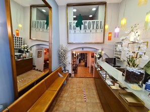Lobby - Hotel Jacobeo (Burgos)