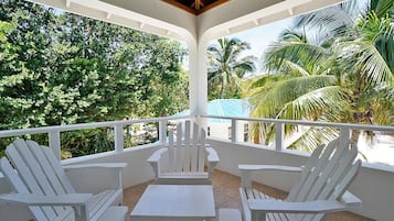 Main House Upstairs 2 Bedroom M1 | Balcony view