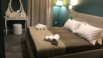 雙人房 | 1 間臥室、羽絨被、迷你吧、獨特裝潢