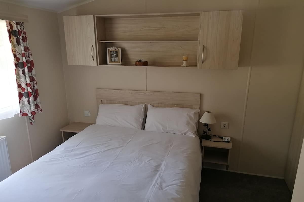 Mobile Home, 2 Bedrooms, Terrace (Rio) | Individually decorated, individually furnished, free WiFi, bed sheets