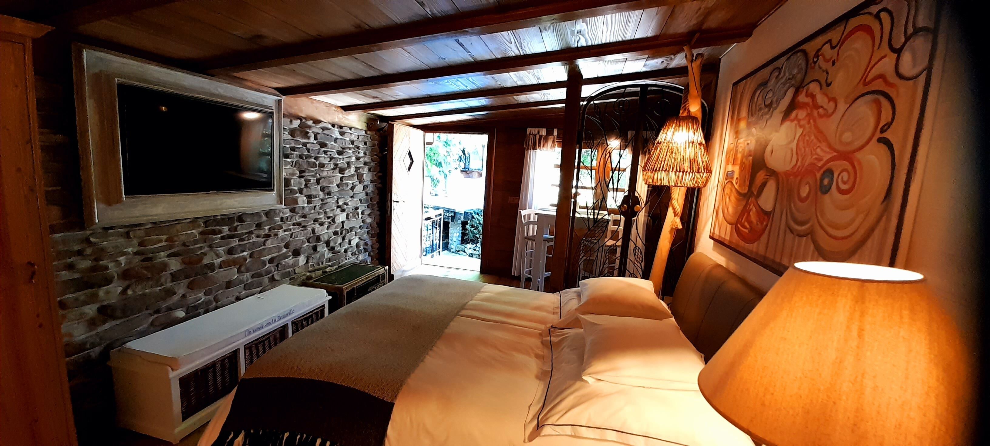 Premium bedding, down duvets, Select Comfort beds, in-room safe