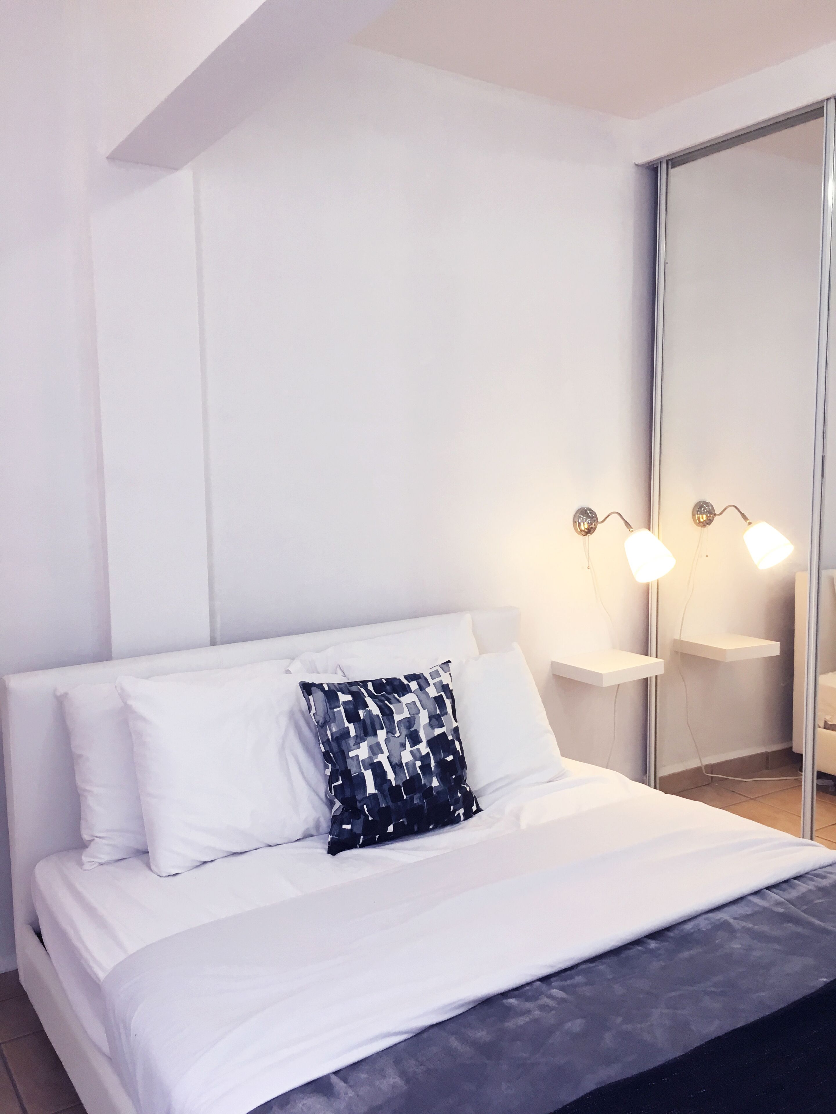 1 chambre, fer et planche à repasser, Wi-Fi, draps fournis