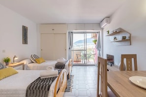 1 slaapkamer, een bureau, gratis wifi, beddengoed