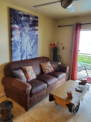 TV, DVD player, books - Now Open! 7-Night Deal – Oceanfront w/ Private Balcony & Stunning Views (Longboat Key)