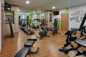 Gym - Honour and Grace Hotel (Ostrov)