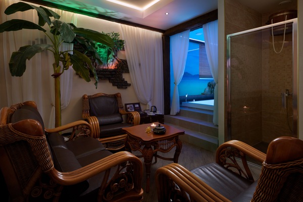 Body treatments, Thai massages, sports massages, body wraps, body scrubs