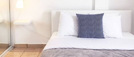 1 間睡房、熨斗/熨衫板、Wi-Fi、床單