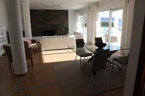 Interior - Villa with pool near the sea of Andalusia (La Envía)