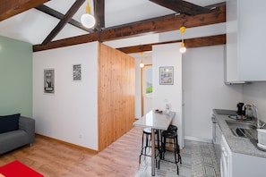 Superior Penthouse, 1 Bedroom, Terrace | Living area | 24-inch LED TV with cable channels, TV - Antero Quental Residence (Porto)