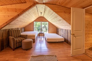 Standard House, Non Smoking (Whoot Owl) | Individually furnished, desk, laptop workspace, free WiFi - Meramec River Resort (Cuba)