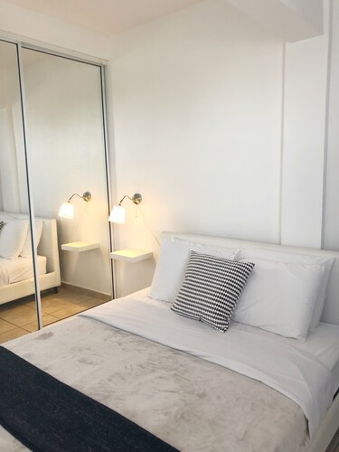 Boulevard Park IV 201 - Ceci est-il Porto Rico