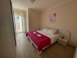 Appartement Confort, 2 chambres, vue mer, vue mer (Upper Floor) | 2 chambres, rideaux occultants, draps fournis