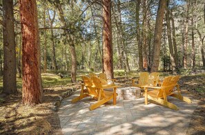Terrace/patio - Cedar Lodge, experience privacy (Nathrop)
