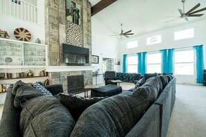 Smart TV, fireplace, DVD player, books
