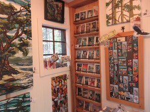 Garden - Magnolia Petal & Arbutus Blossom (Salt Spring Island)