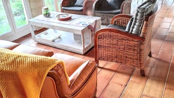 テレビ、ステレオ