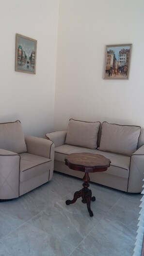 Deluxe Villa, 5 Bedrooms, Non Smoking, Mountain View | Egyptian cotton sheets, premium bedding, down duvets, Tempur-Pedic beds - Villa Flora (Tbilisi)