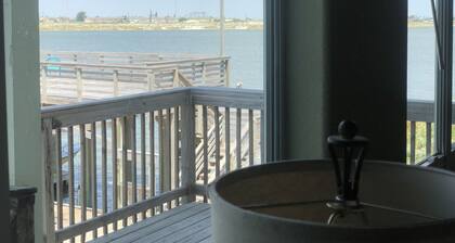 The CLOSEST, PRIVATE, LIT, 50 FT. FISHING PIER to the Gulf of Mexico