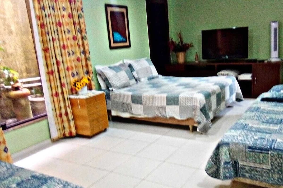 Family Room | 1 bedroom, minibar, blackout curtains, free WiFi