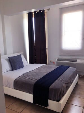 1 室のベッドルーム、アイロン / アイロン台、WiFi、ベッドシーツ