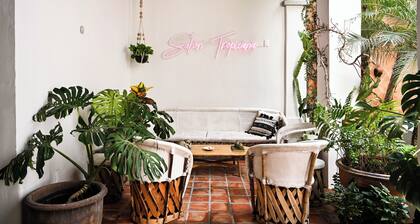 Casa Blanco by Barrio Mexico