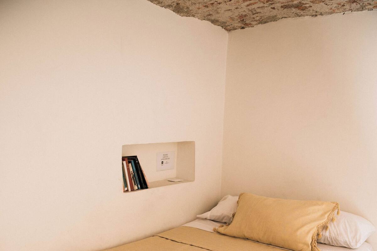 Peralatan tempat tidur premium, gebar bulu kapas, meja 
