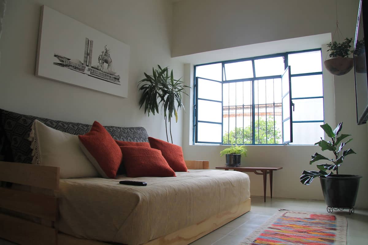 1 bedroom, premium bedding, down duvets, individually decorated
