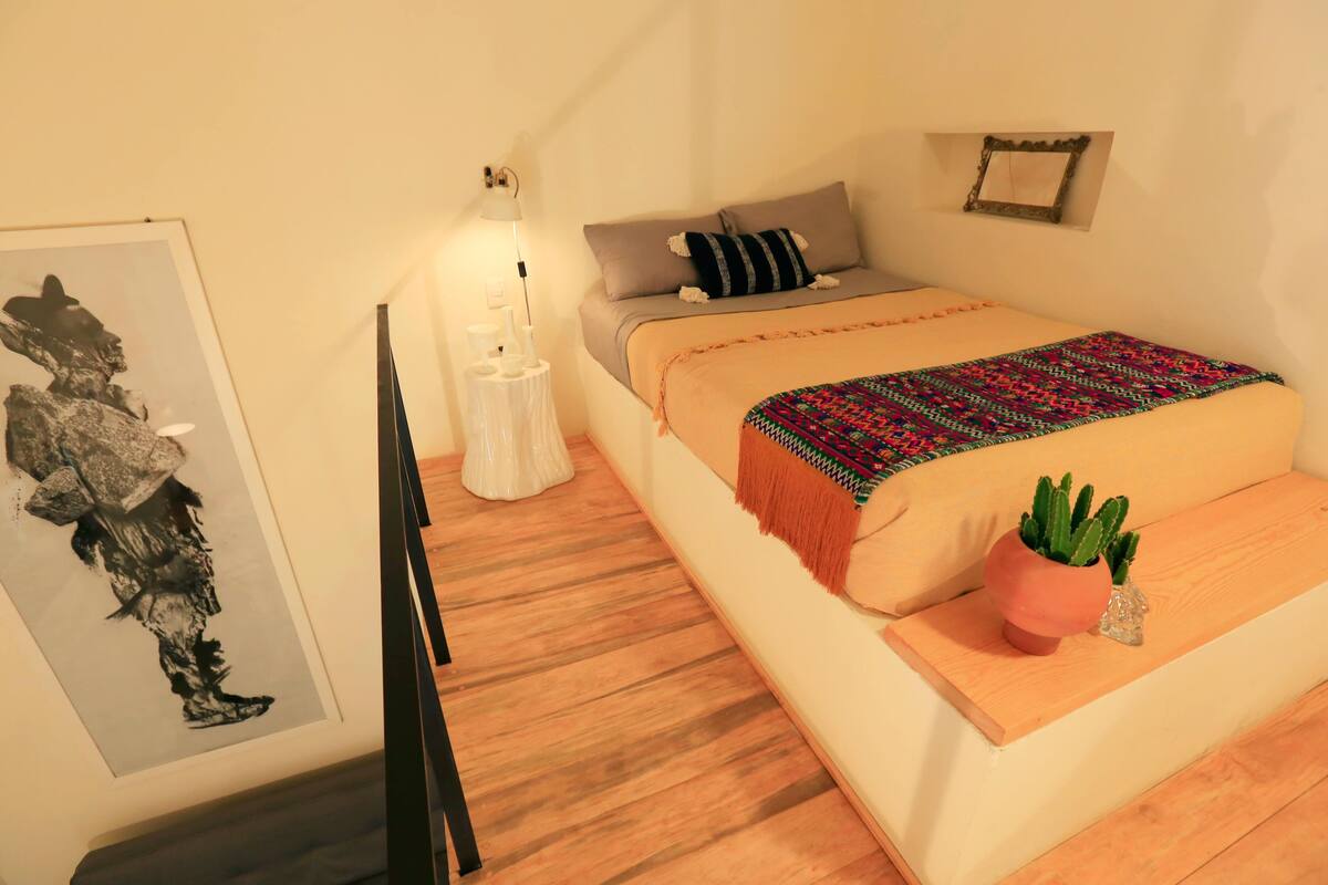 Peralatan tempat tidur premium, gebar bulu kapas, meja 