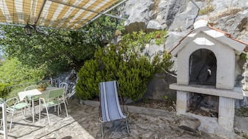 Grill-/Picknickplatz