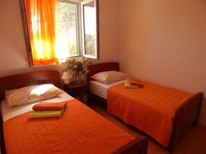 Schallisolierte Zimmer, Bügeleisen/Bügelbrett, Bettwäsche