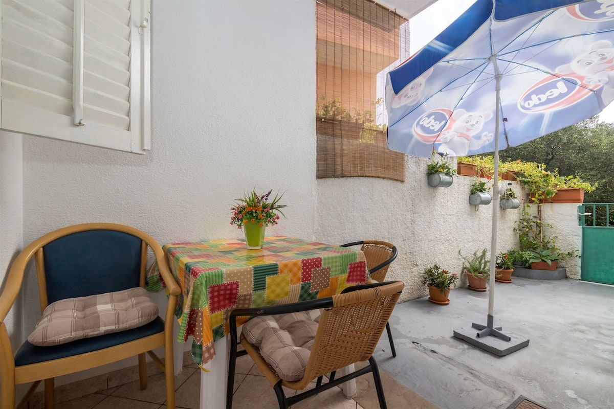 Studio (A2) | Terras